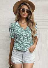 Sommerbluse mit Blumenmuster und Puffärmeln